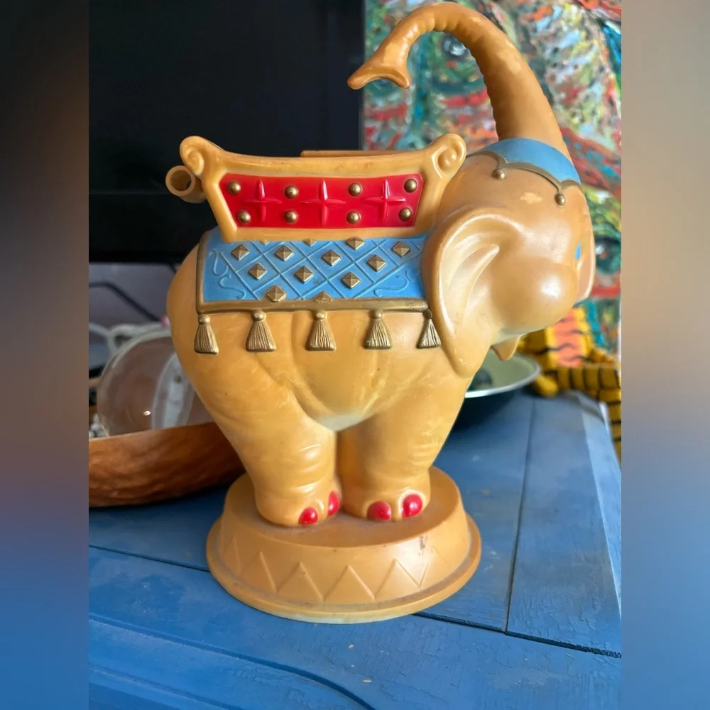 Sylvester Play-n-Save Bank Elephant Antique Circus Retro Mascon Toy Company